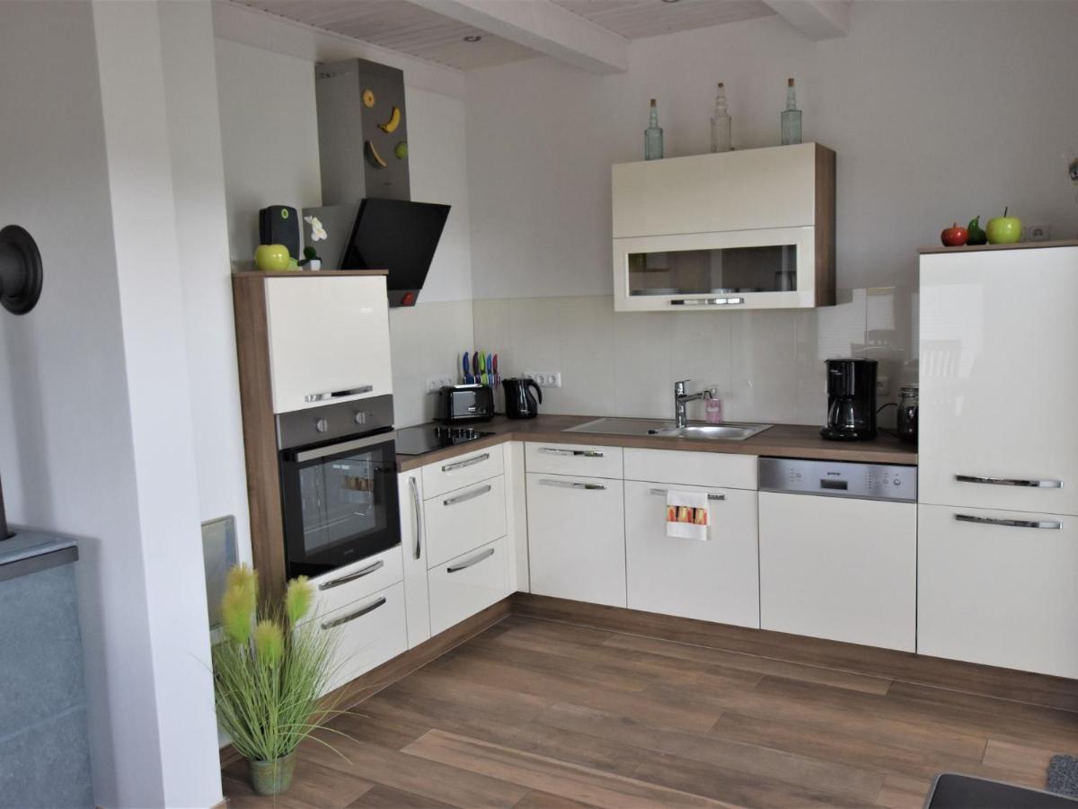 Cozy Holiday Home In Gross Schwansee With Sauna Ngoại thất bức ảnh