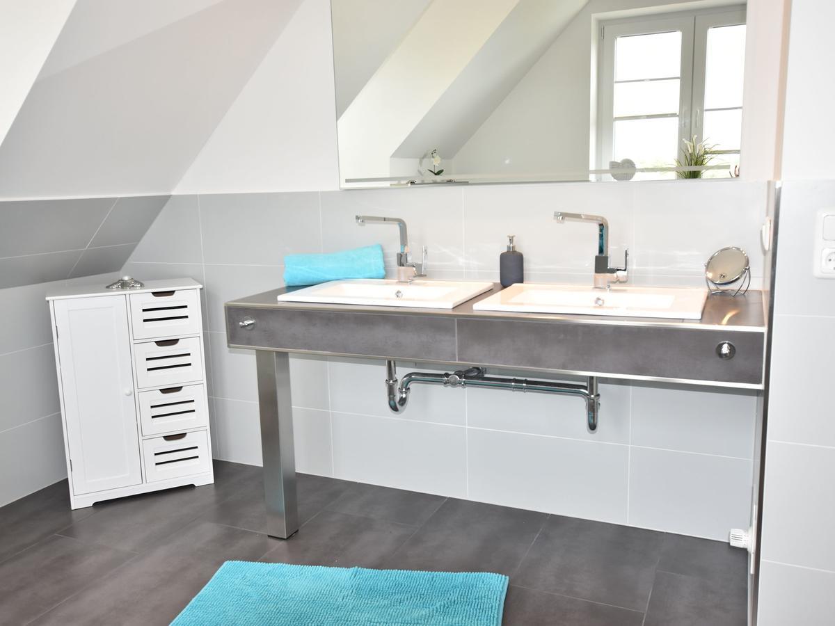 Cozy Holiday Home In Gross Schwansee With Sauna Ngoại thất bức ảnh